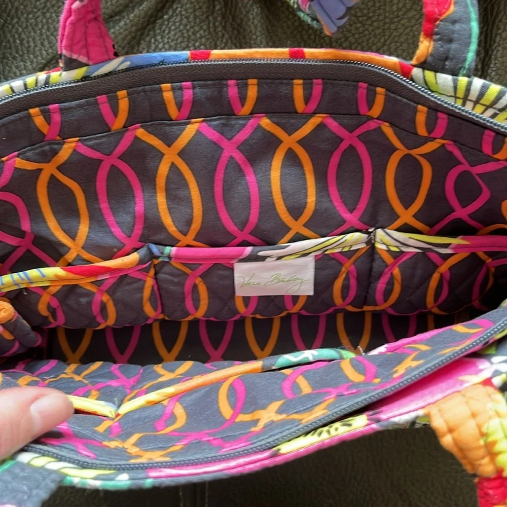 Vera Bradley little Mandy floral handbag